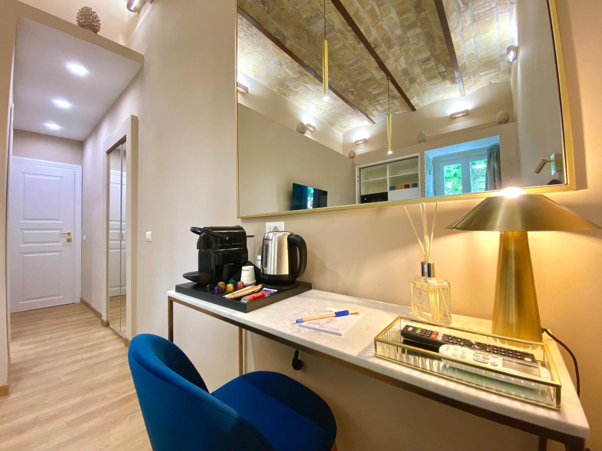 Queen Of Rome Luxury Rooms Extérieur photo