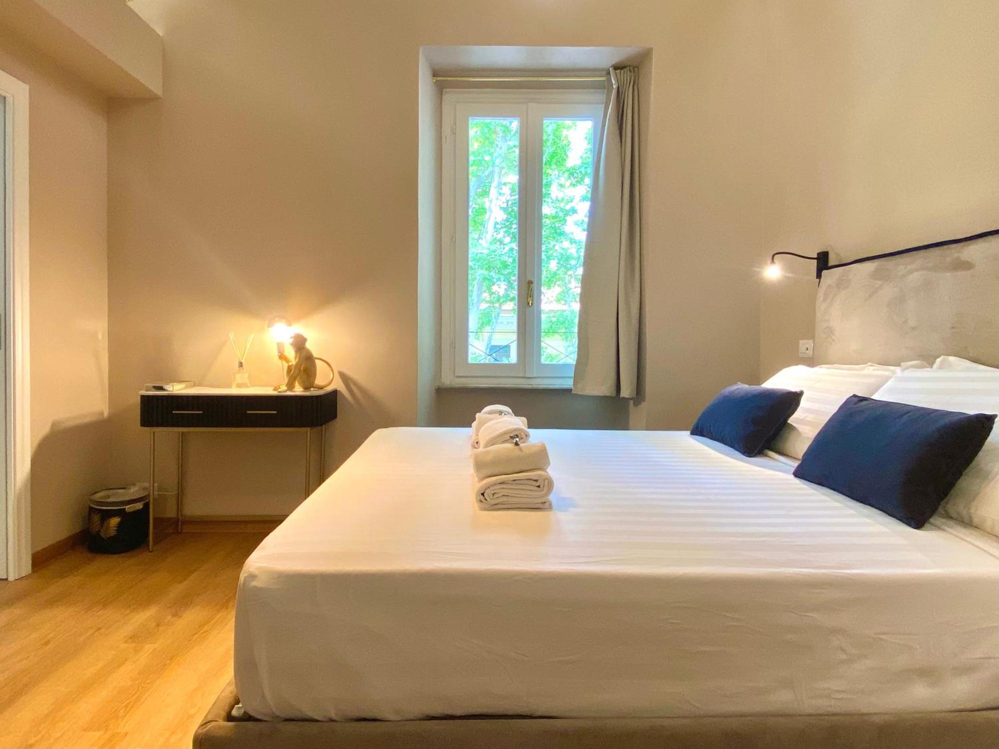 Queen Of Rome Luxury Rooms Extérieur photo