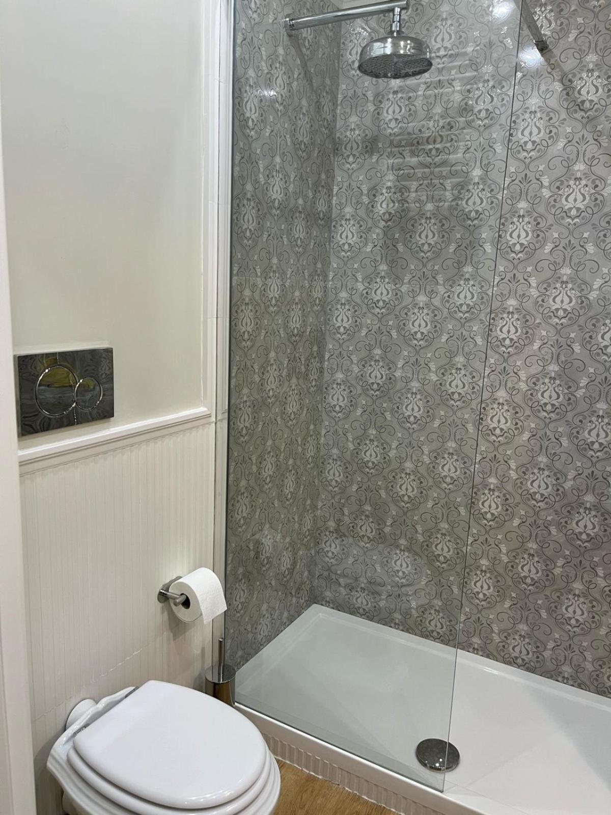 Queen Of Rome Luxury Rooms Extérieur photo