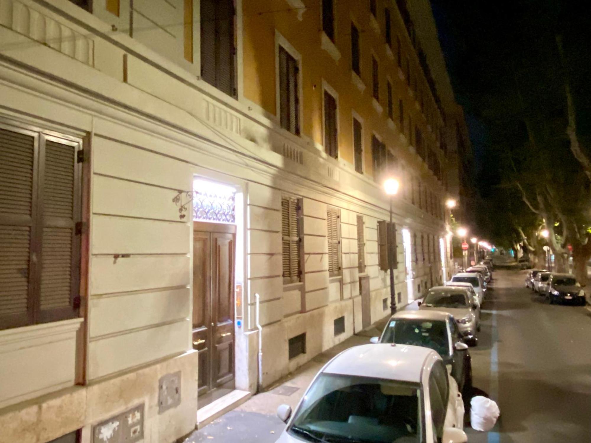 Queen Of Rome Luxury Rooms Extérieur photo