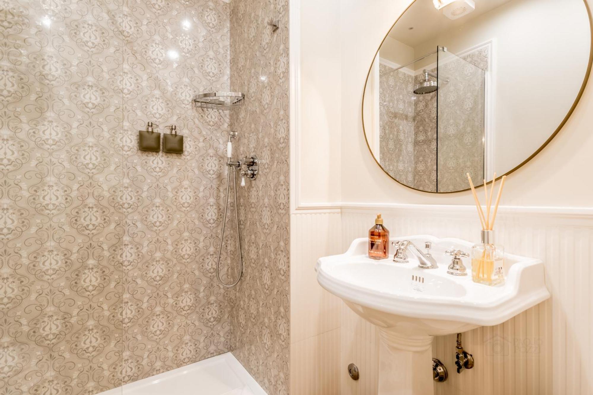 Queen Of Rome Luxury Rooms Extérieur photo