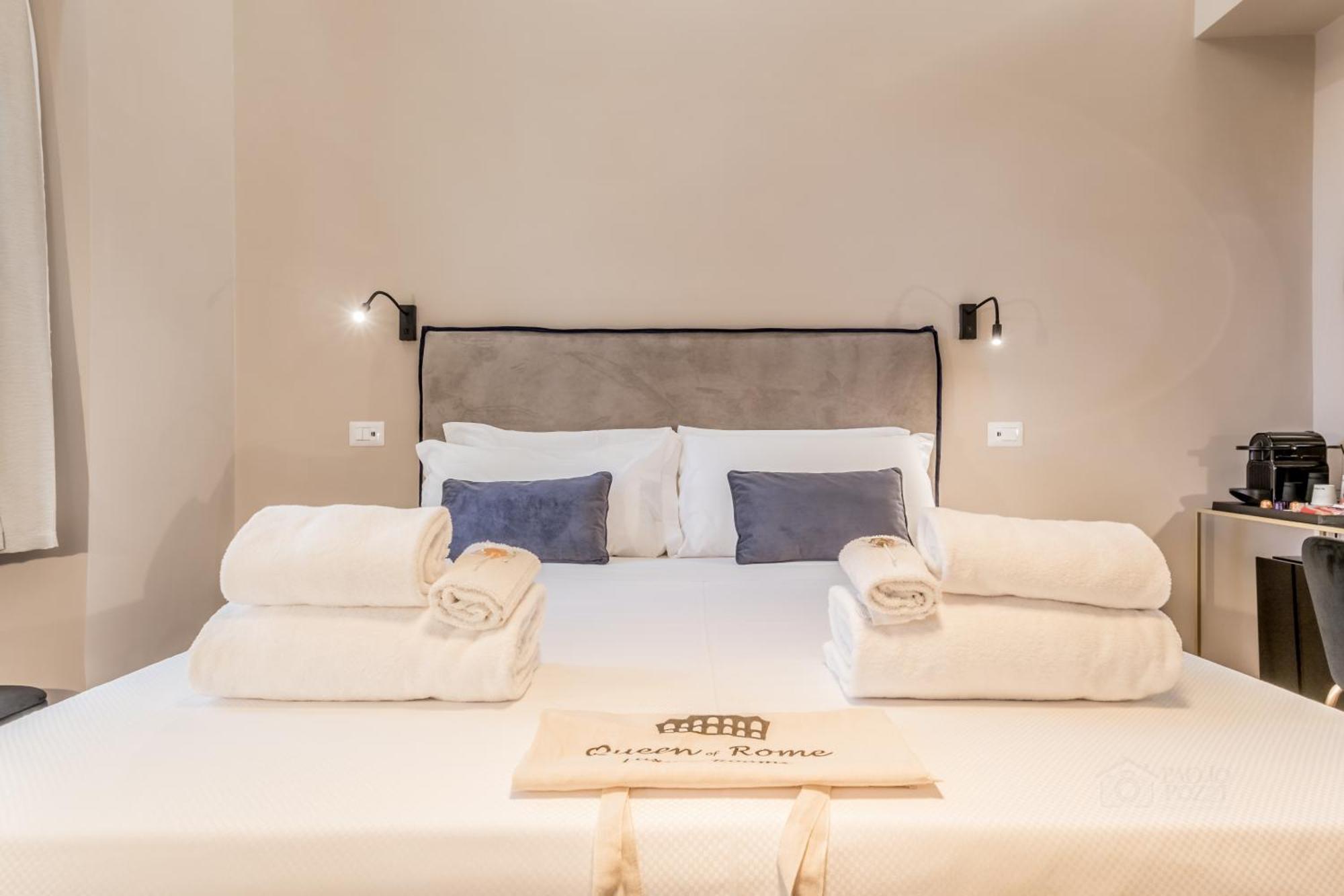 Queen Of Rome Luxury Rooms Extérieur photo